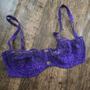 VICTORIA'S SECRET‎ Push-Up Bra Womens 34D Purple Animal Print Lace Very Sexy
